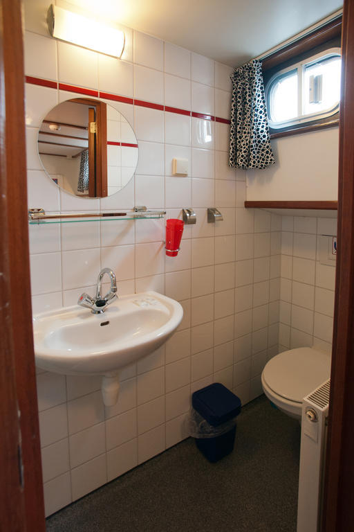 Hotelboat Sarah Amsterdam Ruang foto