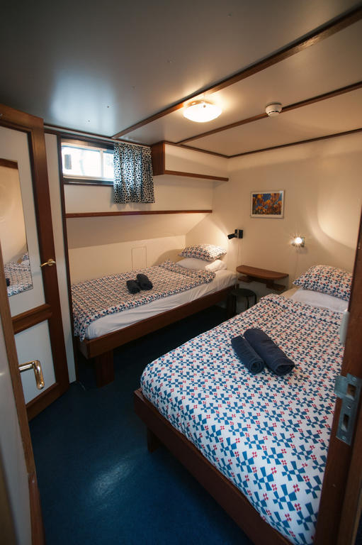 Hotelboat Sarah Amsterdam Ruang foto