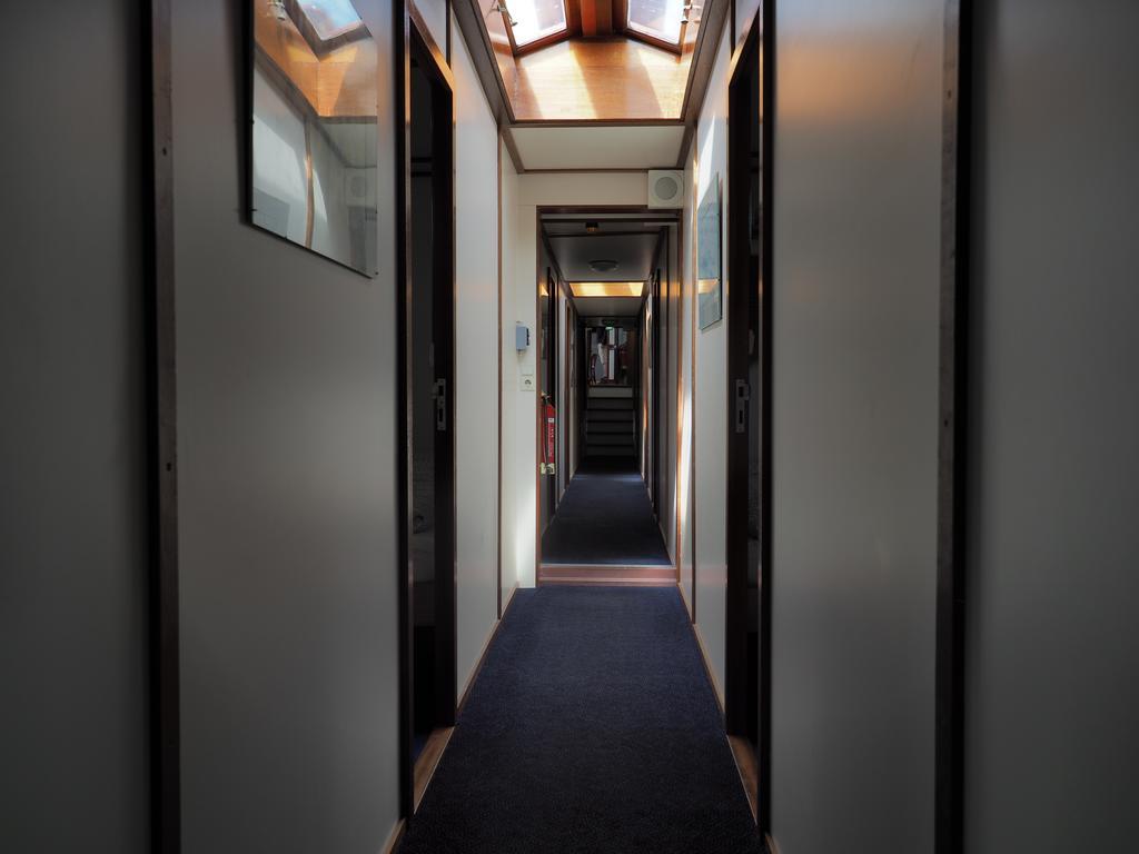 Hotelboat Sarah Amsterdam Bagian luar foto