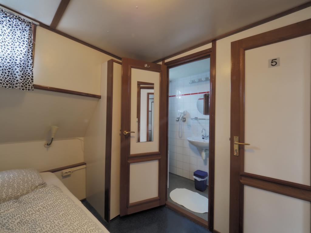 Hotelboat Sarah Amsterdam Bagian luar foto