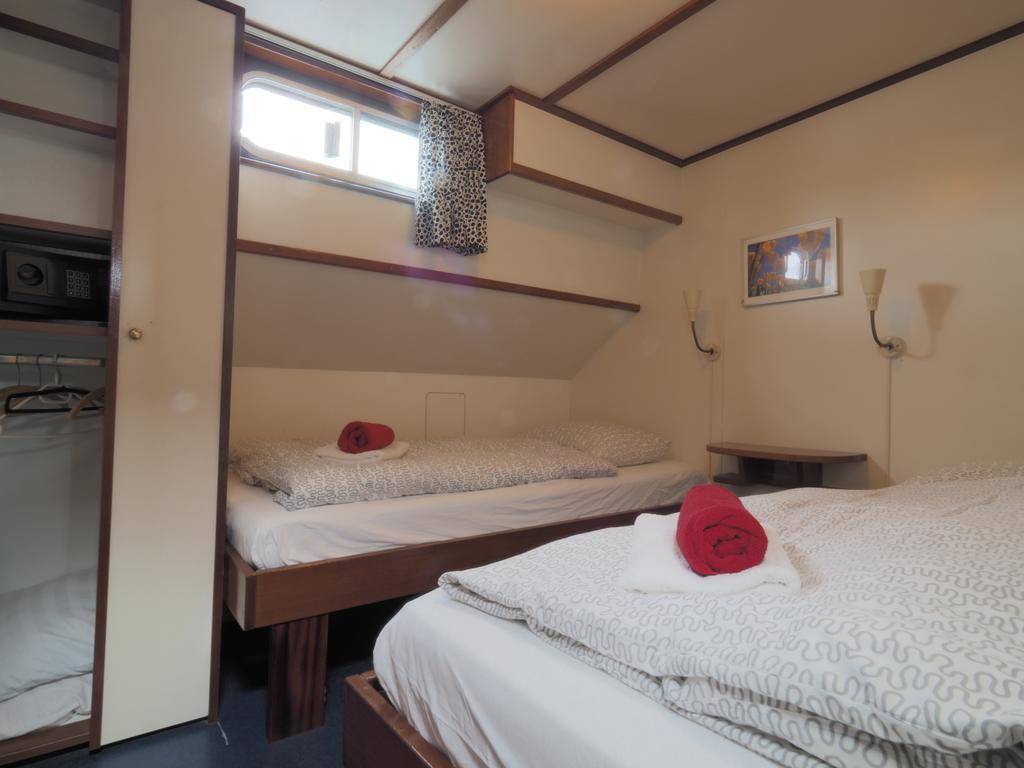Hotelboat Sarah Amsterdam Bagian luar foto