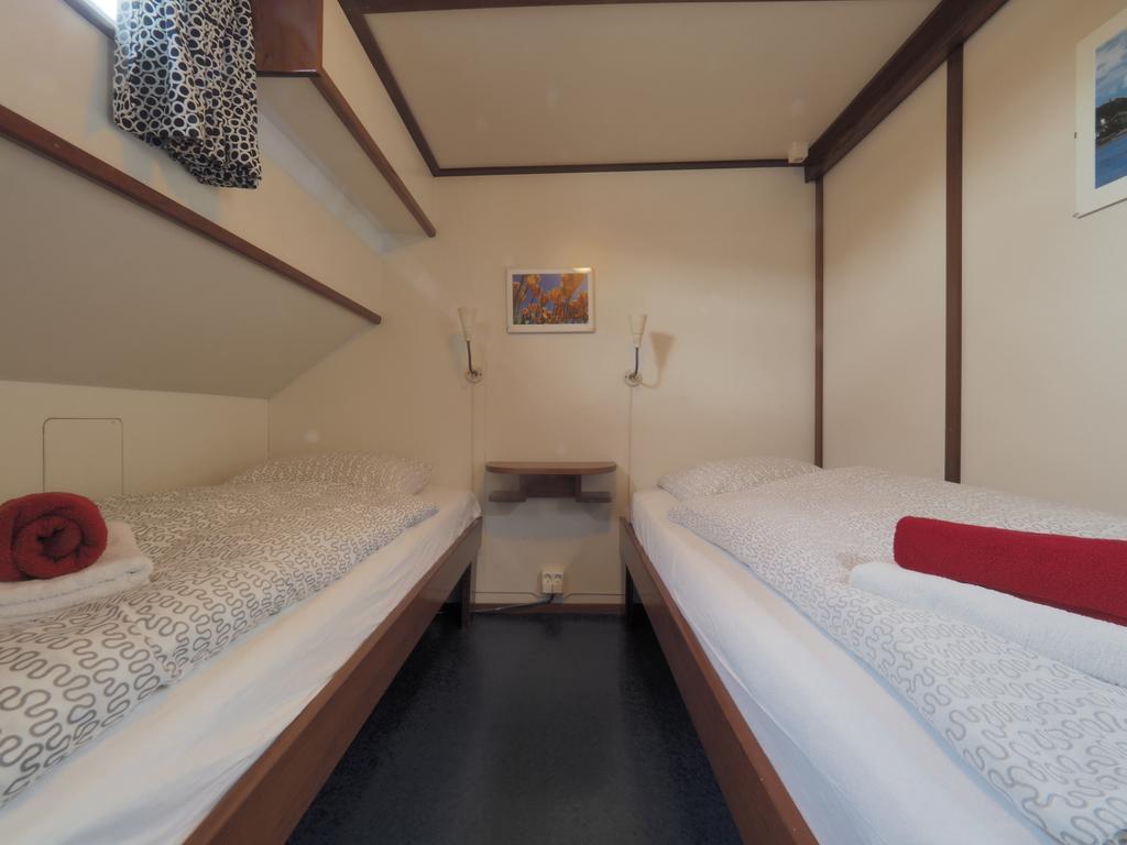 Hotelboat Sarah Amsterdam Bagian luar foto