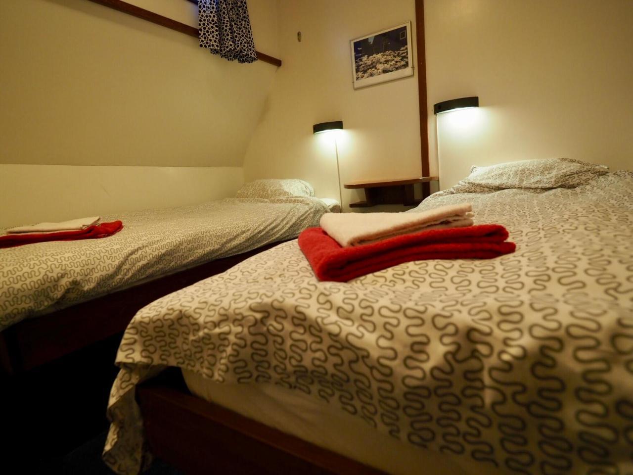 Hotelboat Sarah Amsterdam Bagian luar foto